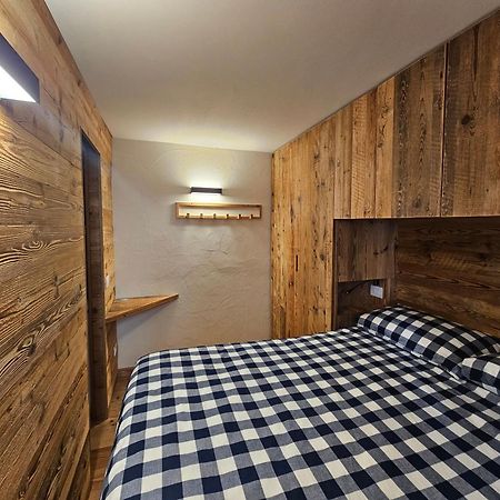 Maison Les Amis Du Bois Courmayeur Esterno foto
