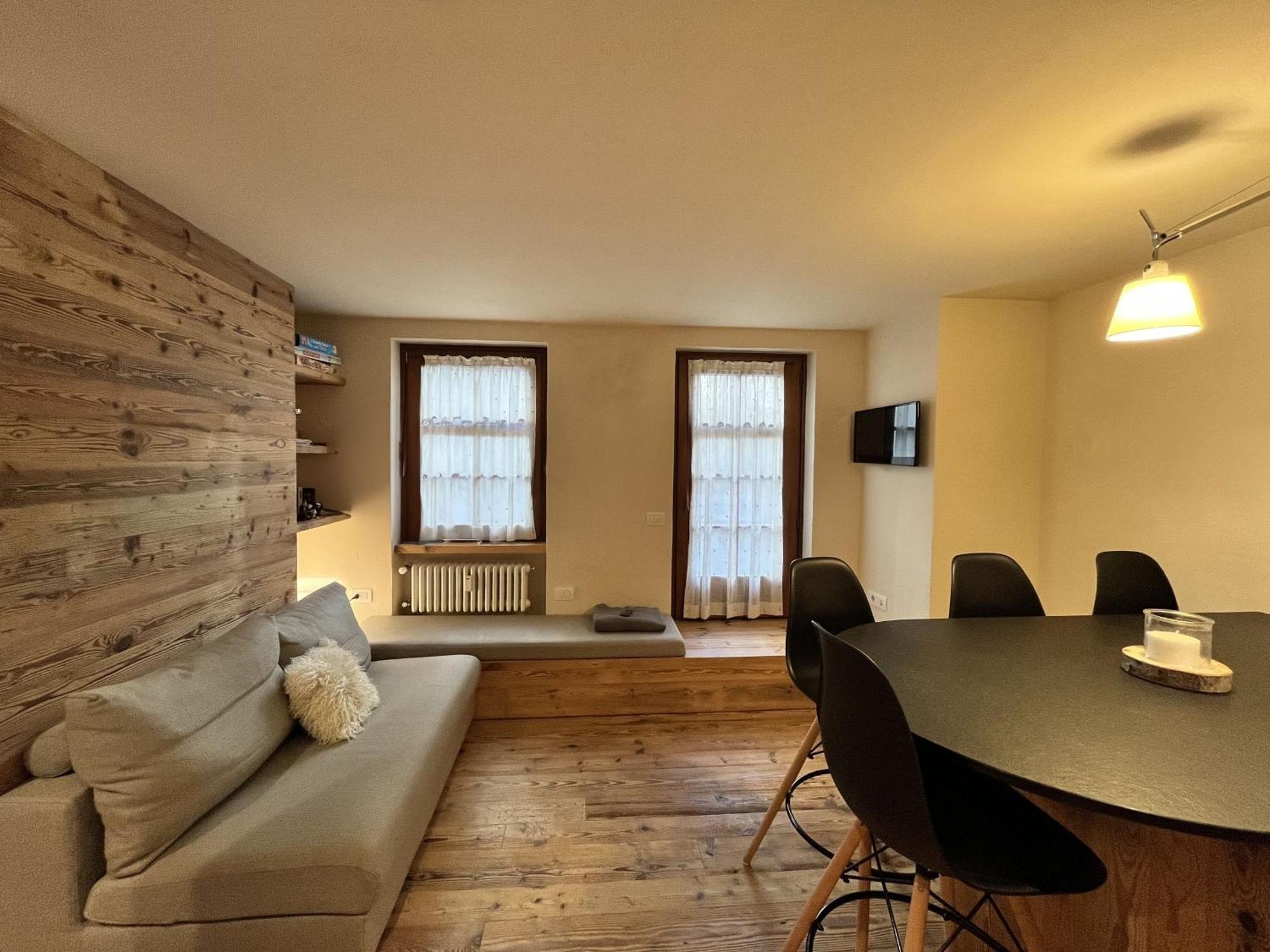 Maison Les Amis Du Bois Courmayeur Esterno foto
